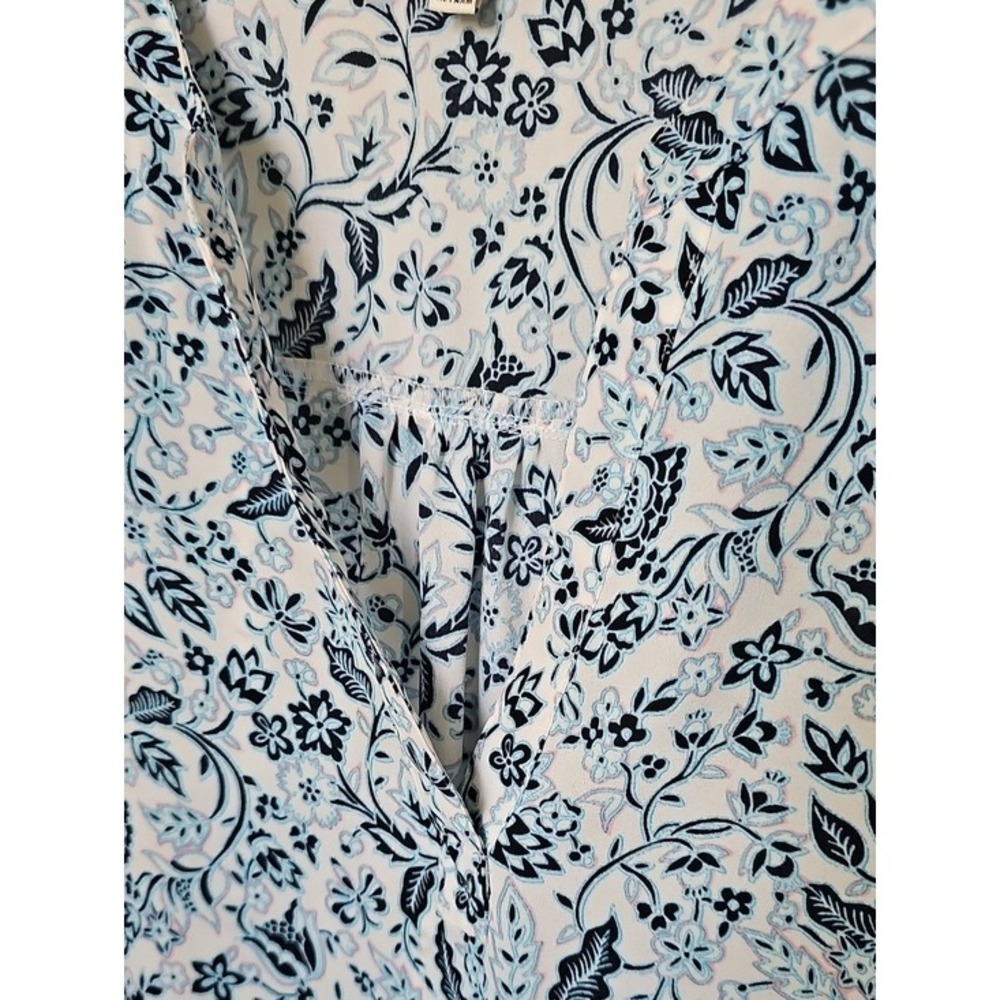 Chaus New York Sleeveless Floral Paisley V-Neck Blouse Boho Blue White XL - Picture 6 of 9